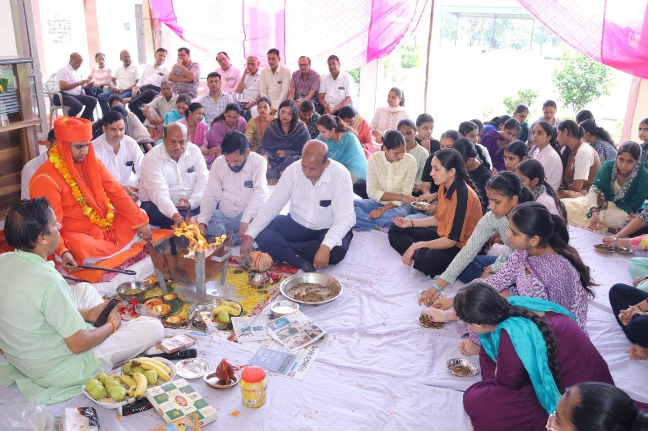 YOGI TEJ NATH JI MAHARAJ5